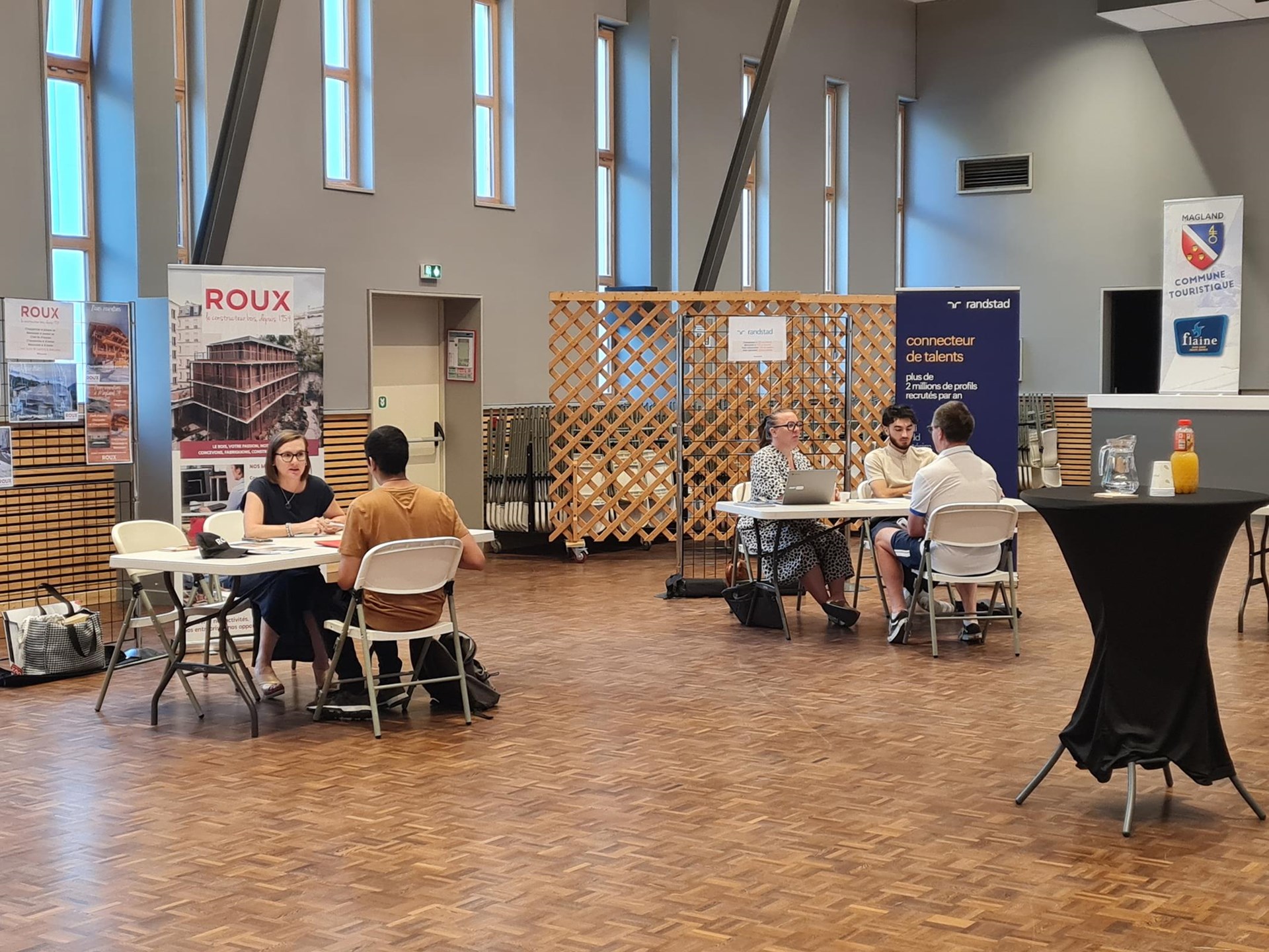 Job Dating Forêt-Bois : une matinée pour connecter talents et entreprises à Magland